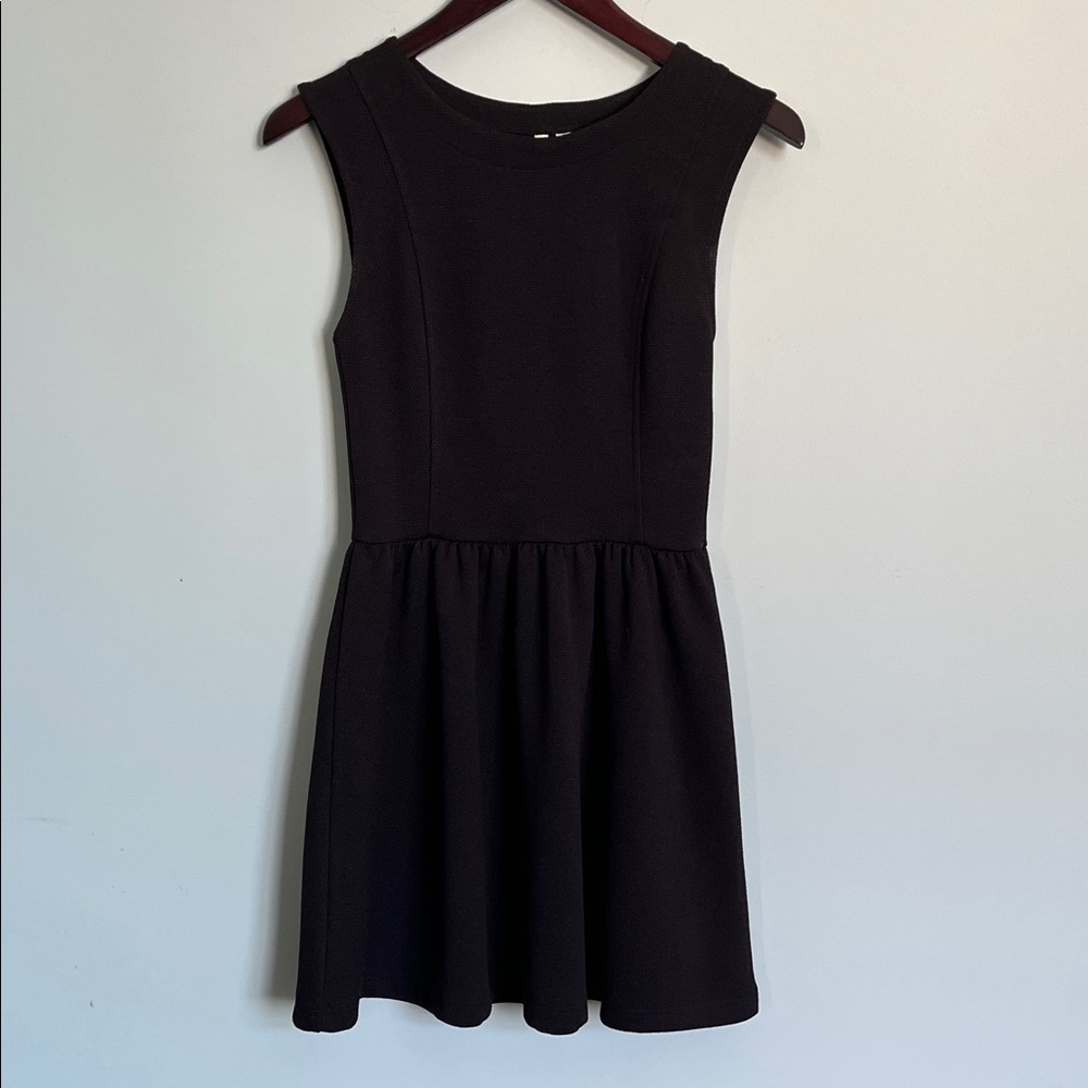 Frenchi Black Fit and Flare Sleeveless Dress in XS